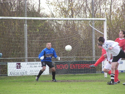 Brouwershaven scoort 0-2