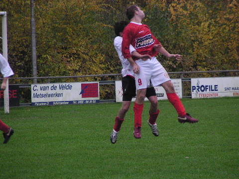 Willem Bevelander scoorde 2 maal