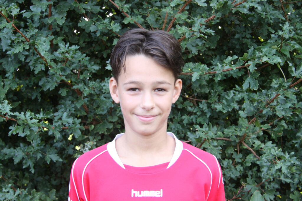 Damian v Gasteren